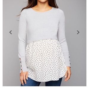 A Pea in the Pod maternity sweater